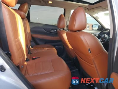 Zdjęcie 10 z 12 samochodu: 2017 NISS ROGUE VIN:5N1AT2MV7HC892220 - miniatura