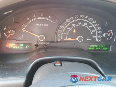 Zdjęcie 9 z 15 samochodu: 2003 LINCOLN LS VIN:1LNHM87A63Y682226 - miniatura