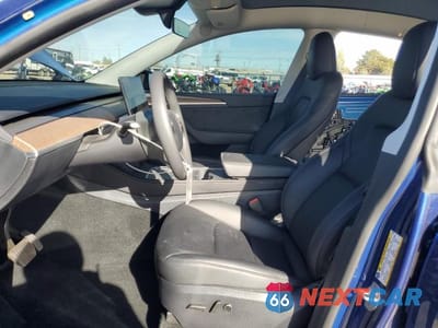 Zdjęcie 7 z 13 samochodu: 2025 TESLA MODEL Y VIN:7SAYGDEE6SF305777 - miniatura