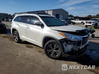 Czwarte zdjęcie samochodu z boku: 2016 TOYOTA HIGHLANDER XLE VIN:5TDKKRFH5GS152495 - miniatura