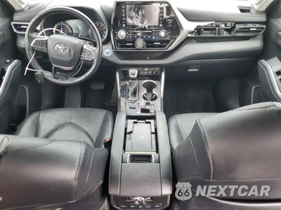 Zdjęcie 8 z 14 samochodu: 2021 TOYOTA HIGHLANDER HYBRID LIMITED VIN:5TDYARAH6MS012214 - miniatura