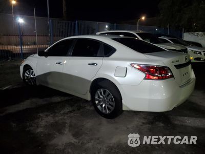 Drugie zdjęcie samochodu z przodu: 2015 NISSAN ALTIMA 2.5 VIN:1N4AL3AP1FN317618 - miniatura