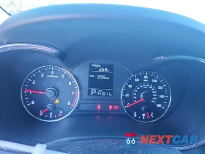 Zdjęcie 9 z 12 samochodu: 2016 KIA FORTE LX VIN:KNAFK5A82G5599208 - miniatura