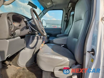 Zdjęcie 7 z 14 samochodu: 2007 FORD ECONOLINE E150 VAN VIN:1FTNE14W27DA86300 - miniatura