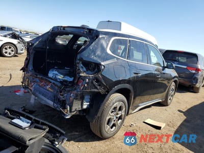 Trzecie zdjęcie samochodu z tyłu: 2025 BMW X1 XDRIVE28I VIN:WBX73EF06S5315906 - miniatura