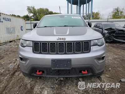 Piąte zdjęcie samochodu w środku: 2017 JEEP GRAND CHEROKEE TRAILHAWK VIN:1C4RJFLG8HC646526 - miniatura