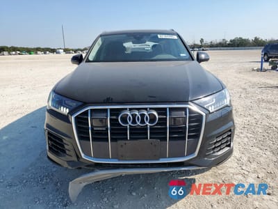 Piąte zdjęcie samochodu w środku: 2023 AUDI Q7 PREMIUM PLUS VIN:WA1LXBF7XPD027664 - miniatura