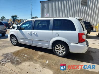 Drugie zdjęcie samochodu z przodu: 2014 CHRYSLER TOWN & COUNTRY TOURING VIN:2C4RC1BG2ER255924 - miniatura
