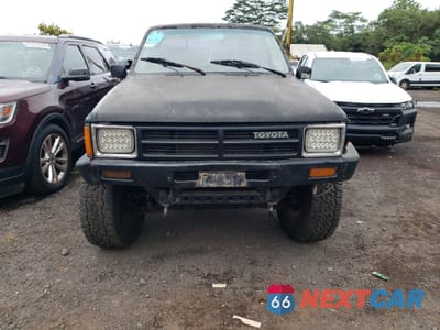 Piąte zdjęcie samochodu w środku: 1986 TOYOTA PICKUP RN63 STD VIN:JT4RN63R4G0001992 - miniatura
