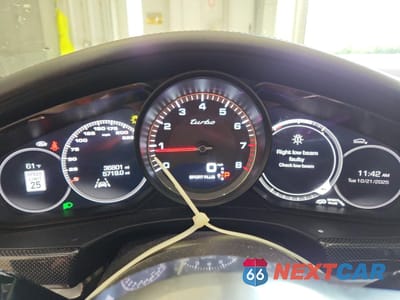 Zdjęcie 9 z 13 samochodu: 2018 PORSCHE PANAMERA TURBO VIN:WP0AF2A74JL140773 - miniatura