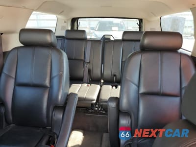 Zdjęcie 10 z 15 samochodu: 2008 GMC YUKON XL K1500 VIN:1GKFK16358R255511 - miniatura