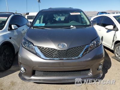Piąte zdjęcie samochodu w środku: 2011 TOYOTA SIENNA SPORT VIN:5TDXK3DCXBS037572 - miniatura
