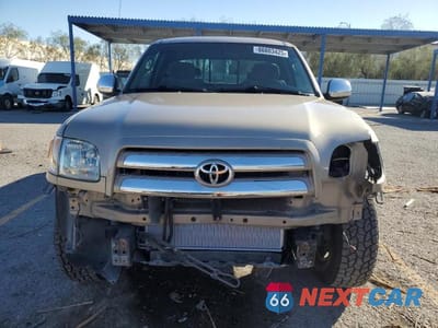 Piąte zdjęcie samochodu w środku: 2003 TOYOTA TUNDRA ACCESS CAB SR5 VIN:5TBBT44113S437946 - miniatura