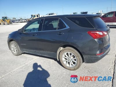 Drugie zdjęcie samochodu z przodu: 2018 CHEVROLET EQUINOX LT VIN:2GNAXJEV7J6339266 - miniatura