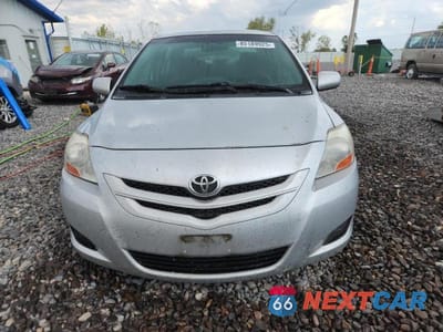 Piąte zdjęcie samochodu w środku: 2007 TOYOTA YARIS BASE VIN:JTDBT923271065884 - miniatura