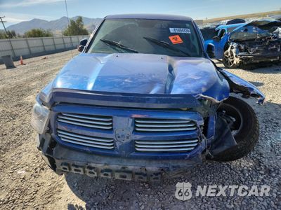 Piąte zdjęcie samochodu w środku: 2015 RAM 1500 SPORT VIN:1C6RR7MT0FS627148 - miniatura