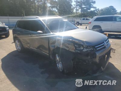 Czwarte zdjęcie samochodu z boku: 2012 VOLKSWAGEN TOUAREG V6 VIN:WVGEF9BP1CD009740 - miniatura