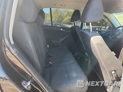 Zdjęcie 11 z 13 samochodu: 2015 VOLKSWAGEN TIGUAN S VIN:WVGAV7AX3FW551857 - miniatura