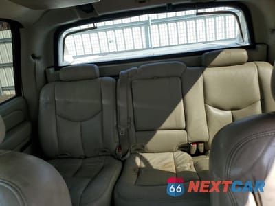 Zdjęcie 10 z 15 samochodu: 2005 CADILLAC ESCALADE EXT VIN:3GYEK62N05G245468 - miniatura