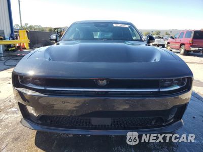 Piąte zdjęcie samochodu w środku: 2024 DODGE CHARGER DAYTONA R/T VIN:2C3CDBCK0RR200801 - miniatura