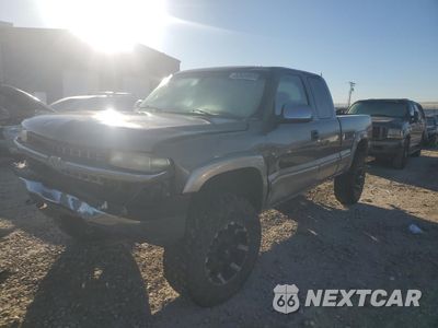 2001 CHEVROLET SILVERADO K1500 2GCEK19T411296326 - główne zdjęcie licytacji z USA - miniatura