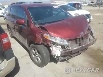 Czwarte zdjęcie samochodu z boku: 2015 TOYOTA SIENNA LE VIN:5TDKK3DC5FS605209 - miniatura