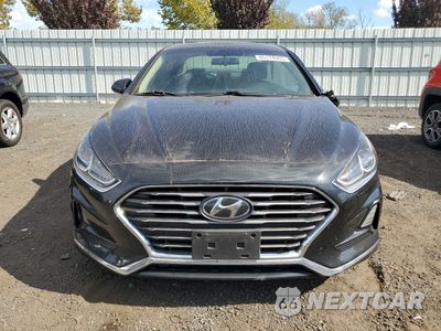 Piąte zdjęcie samochodu w środku: 2019 HYUNDAI SONATA SE VIN:5NPE24AF7KH753878 - miniatura