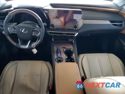 Zdjęcie 8 z 13 samochodu: 2023 LEXUS RX 350H BASE VIN:2T2BBMCA0PC002244 - miniatura