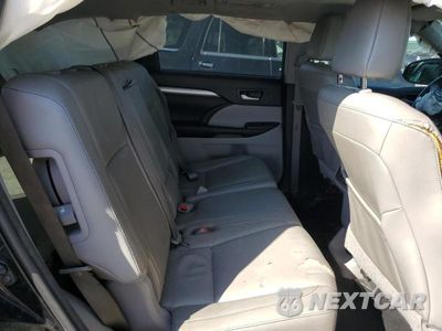 Zdjęcie 11 z 12 samochodu: 2016 TOYOTA HIGHLANDER XLE VIN:5TDJKRFH3GS500564 - miniatura