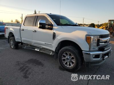 Czwarte zdjęcie samochodu z boku: 2017 FORD F250 SUPER DUTY VIN:1FT7W2BT6HEF14837 - miniatura