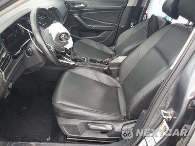 Zdjęcie 7 z 15 samochodu: 2019 VOLKSWAGEN JETTA SEL VIN:3VWEB7BU9KM157144 - miniatura
