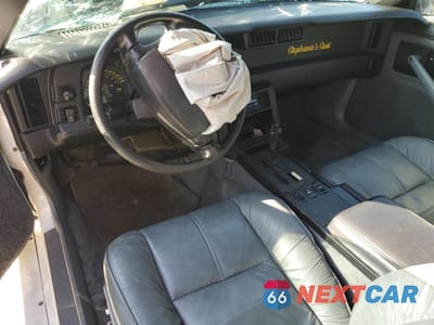 Zdjęcie 8 z 15 samochodu: 1991 CHEVROLET CAMARO Z28 VIN:1G1FP2387ML148582 - miniatura
