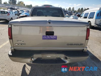 Zdjęcie 6 z 13 samochodu: 2002 CHEVROLET S TRUCK S10 VIN:1GCCS195728215861 - miniatura