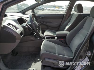Zdjęcie 7 z 12 samochodu: 2009 HONDA CIVIC LX VIN:19XFA16589E042808 - miniatura