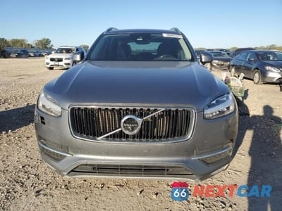 Piąte zdjęcie samochodu w środku: 2016 VOLVO XC90 T6 VIN:YV4A22PK4G1089459 - miniatura