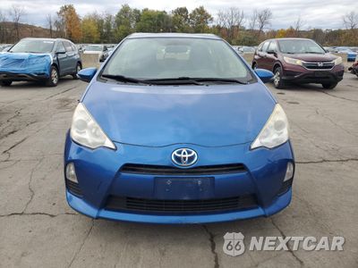 Piąte zdjęcie samochodu w środku: 2013 TOYOTA PRIUS C VIN:JTDKDTB32D1050744 - miniatura