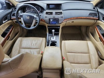Zdjęcie 8 z 12 samochodu: 2012 HONDA ACCORD EXL VIN:1HGCP3F82CA039101 - miniatura