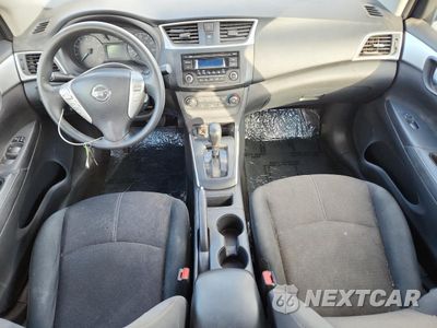 Zdjęcie 8 z 12 samochodu: 2017 NISSAN SENTRA S VIN:3N1AB7AP4HY409710 - miniatura
