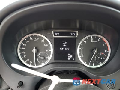 Zdjęcie 9 z 15 samochodu: 2018 INFINITI QX30 BASE VIN:SJKCH5CR5JA057655 - miniatura