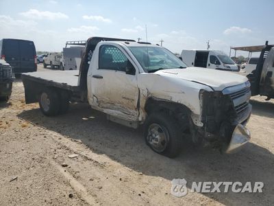 Czwarte zdjęcie samochodu z boku: 2015 CHEVROLET SILVERADO K3500 VIN:1GB3KYC84FF612834 - miniatura