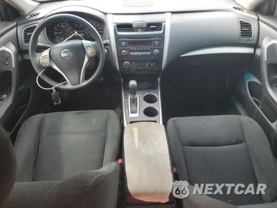 Zdjęcie 8 z 14 samochodu: 2015 NISSAN ALTIMA 2.5 VIN:1N4AL3AP3FC264044 - miniatura
