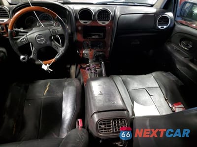 Zdjęcie 8 z 13 samochodu: 2008 GMC ENVOY DENALI VIN:1GKET63M782179530 - miniatura