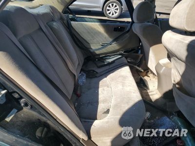 Zdjęcie 10 z 14 samochodu: 2000 HONDA ACCORD LX VIN:1HGCG5649YA126333 - miniatura