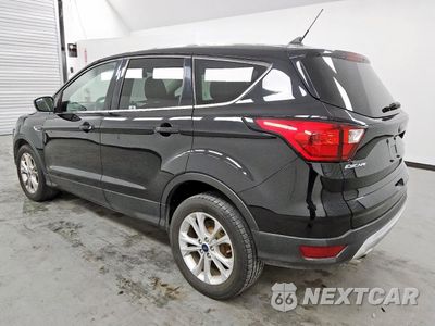 Drugie zdjęcie samochodu z przodu: 2019 FORD ESCAPE SE VIN:1FMCU0GD3KUC03207 - miniatura