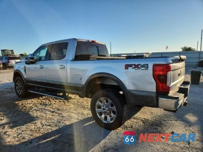 Drugie zdjęcie samochodu z przodu: 2018 FORD F350 SUPER DUTY VIN:1FT8W3BT7JEB16410 - miniatura