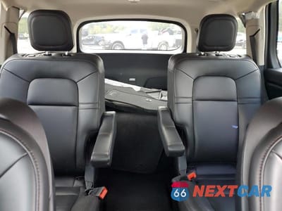 Zdjęcie 10 z 12 samochodu: 2024 LINCOLN AVIATOR VIN:5LM5J6XC1RGL01055 - miniatura