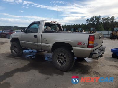 Drugie zdjęcie samochodu z przodu: 1999 CHEVROLET SILVERADO K1500 VIN:1GCEK14T0XZ118288 - miniatura