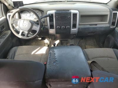 Zdjęcie 8 z 12 samochodu: 2012 DODGE RAM 2500 ST VIN:3C6UD5HL1CG326463 - miniatura
