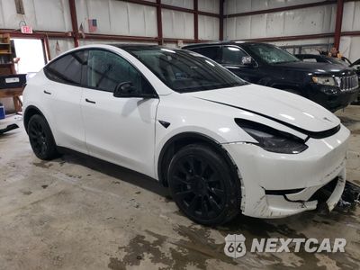 Czwarte zdjęcie samochodu z boku: 2023 TESLA MODEL Y VIN:7SAYGDEE3PF840282 - miniatura