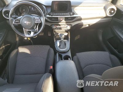 Zdjęcie 8 z 15 samochodu: 2019 KIA FORTE GT LINE VIN:3KPF34AD2KE128129 - miniatura